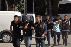 Uyuşturucu operasyonunda 8 tutuklama