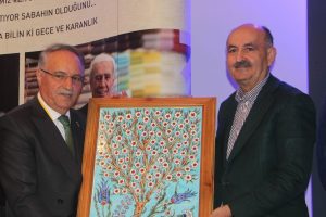 &Ccedil;alışma ve Sosyal G&uuml;venlik Bakanı Mehmet M&uuml;ezzinoğlu Bursa'da konuştu