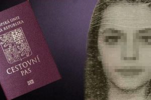 Gen&ccedil; kızın aşkı polise takıldı! Sahte pasaportla...