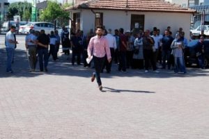 LYS'ye ge&ccedil; kalan 13 aday salona alınmadı