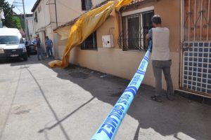 İzmir'deki &uuml;&ccedil;l&uuml; infaza g&ouml;zaltı