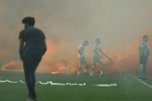 Eskişehirspor taraftarından &ccedil;irkin saldırı!