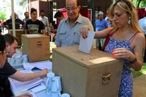 Referandumda 'hayır' &ccedil;ıktı, &uuml;&ccedil;gen otopark projesi iptal edildi