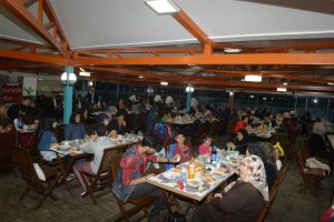 Bursa Osmangazi'de D&uuml;nya Yetim G&uuml;n&uuml; iftarı