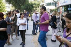 B&uuml;y&uuml;k depremin ardından korkutan uyarı!