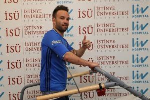 Valbuena sağlık kontrol&uuml;nden ge&ccedil;ti