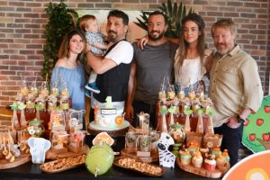 İ&ccedil;erde oyuncuları doğum g&uuml;n&uuml; partisinde bir araya geldi