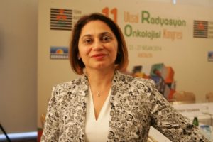Solaryum kadınlarda melanom riskini artırıyor
