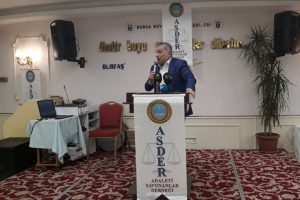 Bursa ASDER &uuml;yeleri ve 15 Temmuz Şehitler Platformu iftarda buluştu