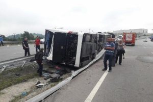 Trafik kazasında ağır yaralanan asker şehit oldu