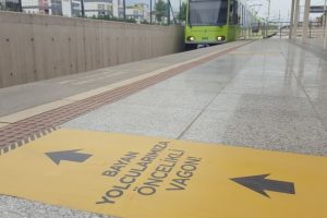 Altepe'den metro a&ccedil;ıklaması: "Kadınlara &ouml;ncelikli vagon Bursa'ya has uygulama değil"