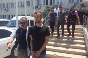Bursa'da uyuşturucu tacirleri kıskıvrak yakalandı