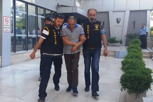 Bursa'da hastasından para alan doktora g&ouml;zaltı