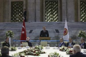 TBMM Başkanı Kahraman'dan milletvekillerine iftar