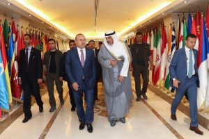 &Ccedil;avuşoğlu Kuveytli mevkidaşı El Sabah ile g&ouml;r&uuml;şt&uuml;