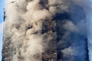 Londra'daki faciada bilan&ccedil;o y&uuml;kseliyor