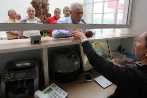 Bankacılık sekt&ouml;r&uuml;n&uuml;n toplam kredi hacmi arttı
