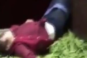 &Uuml;sk&uuml;dar'da zabıta memurları kadın seyyar satıcıyı darp etti