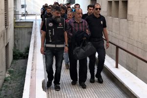 Bursa'da 15 FET&Ouml;'c&uuml; adliyeye sevk edildi