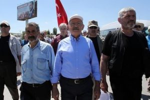 Kemal Kılı&ccedil;daroğlu başlattığı y&uuml;r&uuml;y&uuml;ş&uuml;n ikinci b&ouml;l&uuml;m&uuml;n&uuml; tamamladı