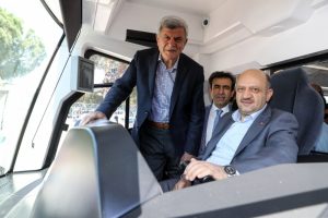 Kocaeli'nin yerli &uuml;retim tramvayı hizmete girdi