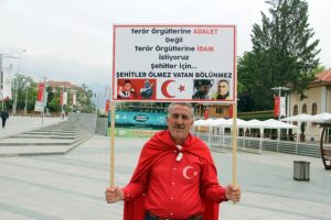 Kılı&ccedil;daroğlu'na tepki y&uuml;r&uuml;y&uuml;ş&uuml;ne izin &ccedil;ıkmadı