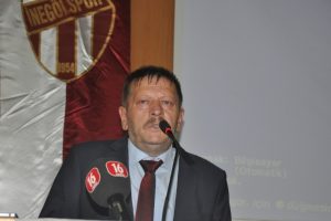 İneg&ouml;lspor'da M&uuml;nir Kaner d&ouml;nemi başladı