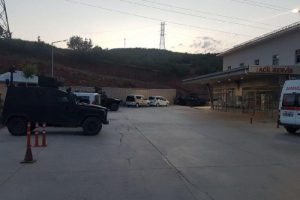 Tunceli'de &ccedil;atışma &ccedil;ıktı: 1 şehit, 2 yaralı