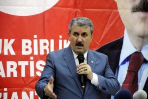 Destici: "Kılı&ccedil;daroğlu demokratik hakkını kullanıyor"