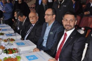 Bakan Avcı stadyumdaki iftar yemeğine katıldı