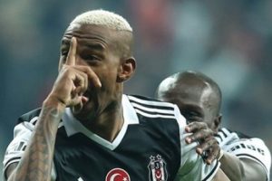 Beşiktaş'ta Anderson Talisca belirsizliği