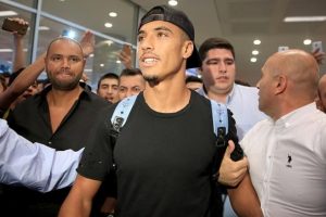 Fenerbah&ccedil;e, transferde g&ouml;z&uuml;n&uuml; Fransa'ya &ccedil;evirdi