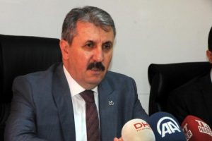 Destici: Sorunlarımızı kendi i&ccedil;imizde &ccedil;&ouml;zmeliyiz