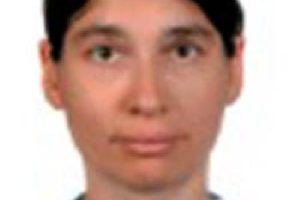 Pencereden d&uuml;şen Fransız kadın &ouml;ğretim &uuml;yesi &ouml;ld&uuml;