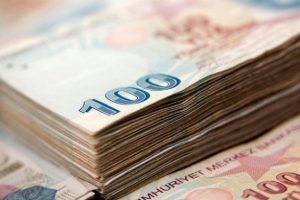 TL tekrar favori para haline geliyor