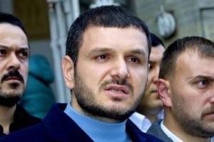 'Alperen'lerden LGBTİ y&uuml;r&uuml;y&uuml;ş&uuml; a&ccedil;ıklaması: Y&uuml;r&uuml;tmeyiz
