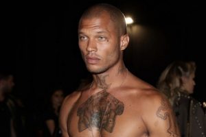 'En yakışıklı mahkum' Jeremy Meeks Milano Erkek Moda Haftası'nda