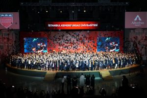 &Uuml;niversite birincisi Mısırlı &ouml;ğrenci oldu