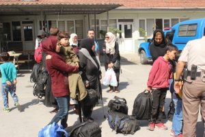 106 binden fazla m&uuml;lteci Suriye'ye d&ouml;nd&uuml;