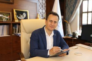 GT&Uuml; Rekt&ouml;r&uuml;, 2016-2017 eğitim &ouml;ğretim yılını değerlendirdi