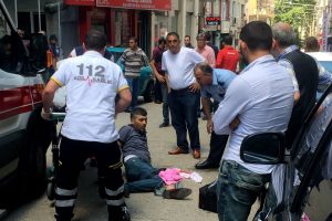 Bursa'da sokak ortasında dehşet kameralara yansıdı!