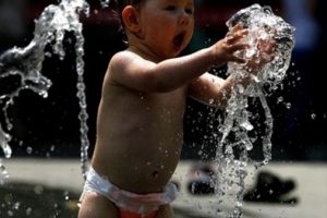 Almanya en sıcak ve en uzun g&uuml;n&uuml; birlikte yaşadı