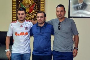 Turgutluspor Yaşar Yılmaz'la imzaladı