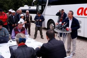 Tezcan: Kılı&ccedil;daroğlu'na y&ouml;nelik adımda g&ouml;k kubbeyi dar ederiz