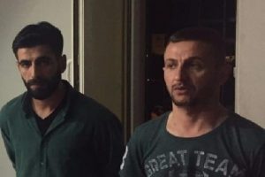 Taksi durağına saldırıda 2 g&ouml;zaltı