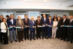 Başbakan "Invest In Istanbul"un a&ccedil;ılışını yaptı