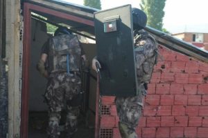 Bursa'da helikopter destekli uyuşturucu operasyonu