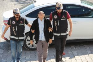 FET&Ouml;'n&uuml;n 'İ&ccedil; Anadolu dar b&ouml;lge imam yardımcısı' yakalandı