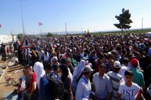 Sayıları 60 bini buldu! Geri d&ouml;nen Suriyeliler...