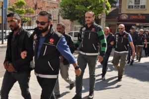 Uyuşturucu ş&uuml;phelileri adliyede